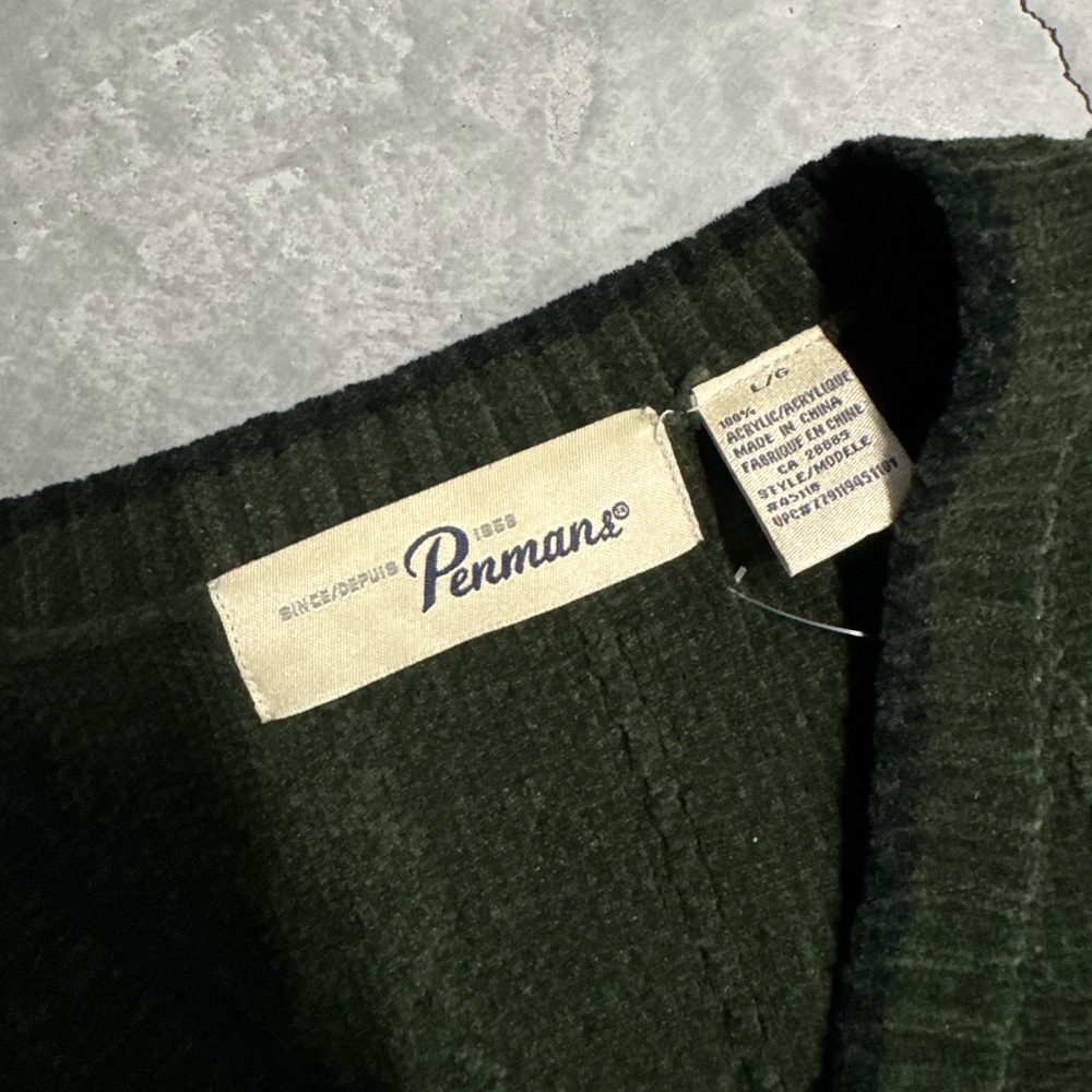 Pioneer V-Neck Sweater in Dark Green - Picture 3 of 5
